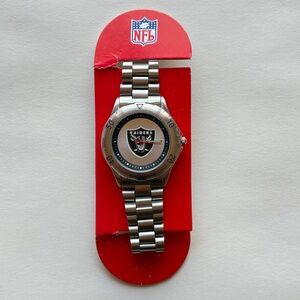 Las Vegas Raiders NFL Team Logo Stainless-Steel Link Band Watch NEW Oakland